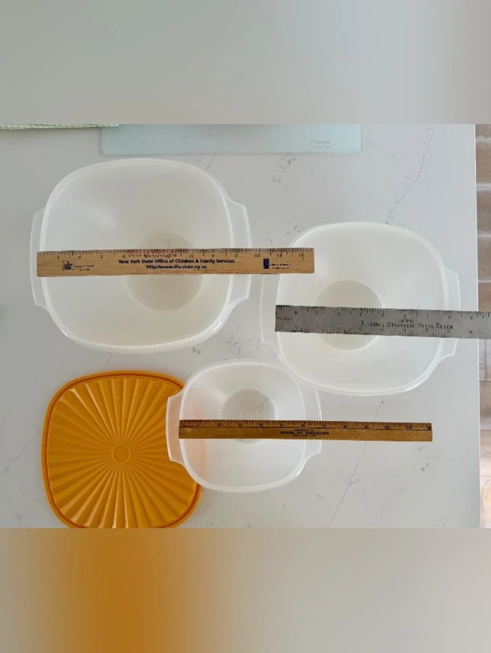 Tupperware set vintage